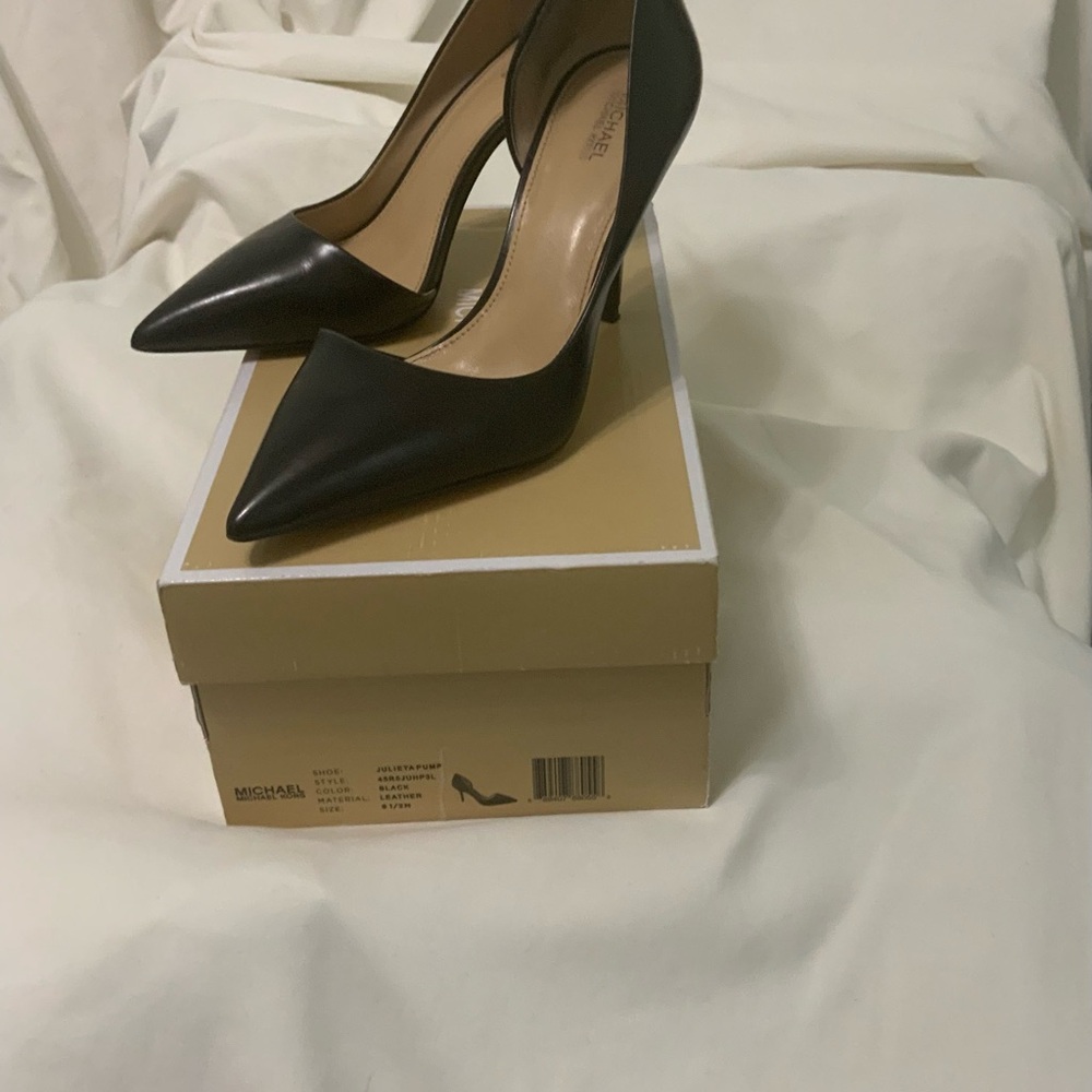 Sexy Michael Kors Business Casual Heels—Chic, Stylish, and Perfect for Any Look!